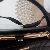 کیف دستی|کیف، کفش، کمربند|قم, شهدا|دیوار