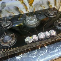 اجاق گاز ۵ شعله تمیز و سالم