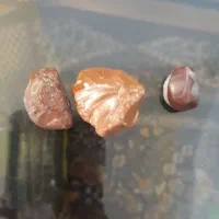 فروش سنگهای تزینی، وحیدیه