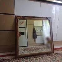 اینه با قاب سالم و بدون شکستگی