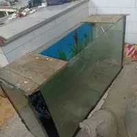 آکواریوم بزرگ سایز شیشه ها یک سانت