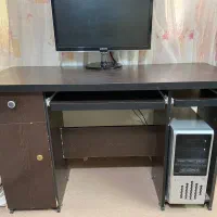 میز کامپیوتر