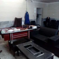 زیرزمین با درب جدا بر خیابان