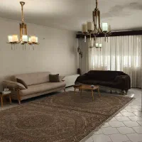 130متر3خوابه طبقه اول پارکینگ وانباری سندتک برگ