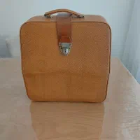 ماشین تایپ اریکا فارسی نویس آنتیک آلمانی|کلکسیون اشیاء عتیقه|سنندج, |دیوار