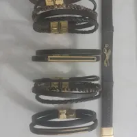 دستبند چرمی