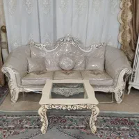 مبل نیمه سلطنتی با کاور و میز عسلی|مبلمان خانگی و میز عسلی|مشهد, مهدی آباد|دیوار