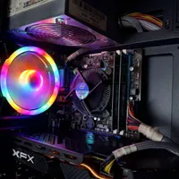 کیس گیمینگ/رم 16 گیگ/گرافیک RX580/بازیهای روز دنیا|رایانه رومیزی|قرچک, |دیوار
