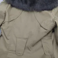 پالتو|لباس|سبزوار, ابوریحان|دیوار