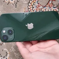اپل iPhone 13 با حافظهٔ ۲۵۶ گیگابایت