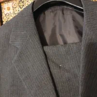 یکدست کت وشلوار|لباس|رشت, باهنر|دیوار