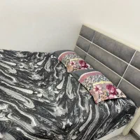 تخت دو نفره در حد نو