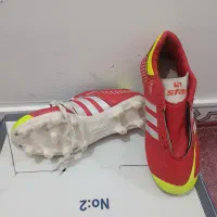 سه جفت استوک فوتبالی کم کار سالم وتمیز|تجهیزات ورزشی|بروجرد, |دیوار