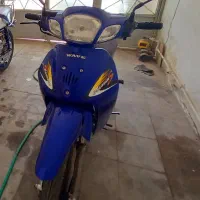 بیکلاچ. شباب