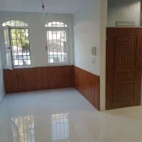 ساختمان دوطبقه(طبقه همکف)