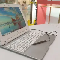 تبلت ویندوزی فوجیتسو ژاپن مدل Q584