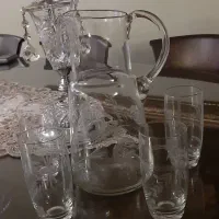 پارچ و۴عددنیم لیوان قدیمی