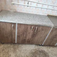 کابینت  فلزی  تمیزو مرتب بدونـ  پوسیدگی