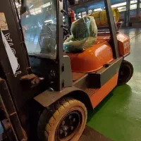 لیفتراک تویوتا ۴ تن