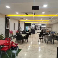 اجاره ملک تجاری جهت کافی شاپ و فست فود|اجارهٔ مغازه و غرفه|بندرعباس, |دیوار