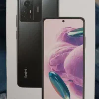 گوشی بسیار عالی است|موبایل|آران و بیدگل, |دیوار