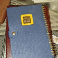 شش عدد دفتر