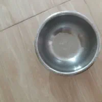 کاسه استیل  قوری وسینی بشقاب زرین سالم تمیز