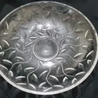 کریستال لاروس