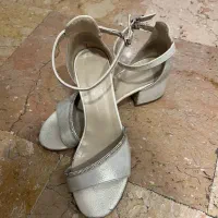 صندل دخترانه سایز ۳۴