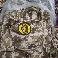 لباس نظامی نو دارای سه دوخت|لباس|خوی, |دیوار