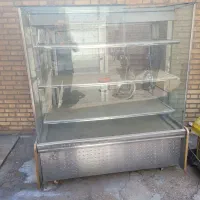 ویترین قنادی