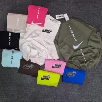 نیروی خانم و آقا برای  بسته بندی و وسط کاری