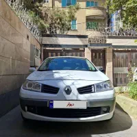 مگان ۲۰۰۰ اتومات