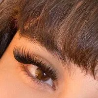 اکستنشن مژه  با متریال برند
