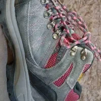 پوتین داخل خز زنانه