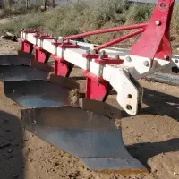 تراکتور گاوآهن 4 خیش درحد