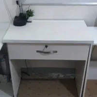 میز تحریر سفید