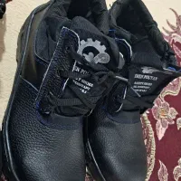 حراج کفش ایمنی