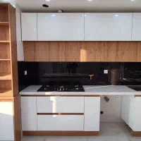 کابینت آشپزخانه با تنوع مستقیم از درب کارخانه