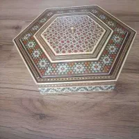 جعبه ی شکلات خوری خاتم کاری مدل شش ضلعی