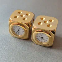 ساعت مینیاتوری تاس