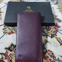 داخل کتی نوین چرم رنگ زرشکی خوش رنگ