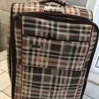 چمدان|کیف، کفش، کمربند|اندیشه, اندیشه فاز ۲|دیوار