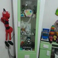 کمد و ویترین