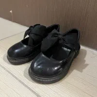 لباس یلدایی و تعدادی لباس و کفش دخترانه|کفش و لباس بچه|قزوین, |دیوار