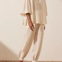 فروشنده پوشاک زنانه