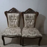۲ عدد صندلی منبت کاری شده