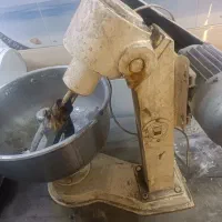 ماشین خمیر گیر