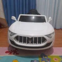 ماشین شارژی مجهز به سیستم صوتی