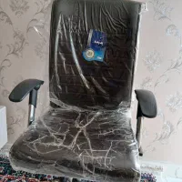 صندلی چرخان وجک دار